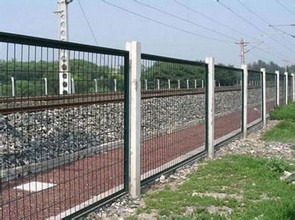 公路隔离网